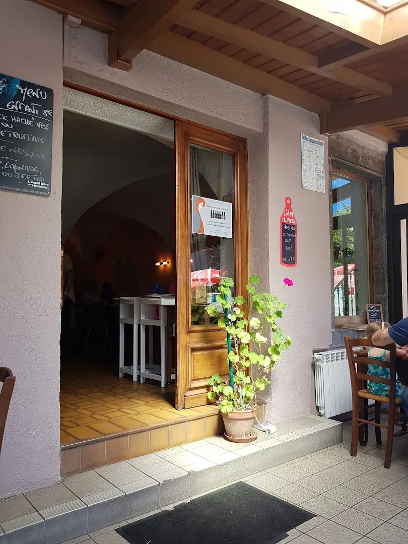 Le Petit Casse Graine